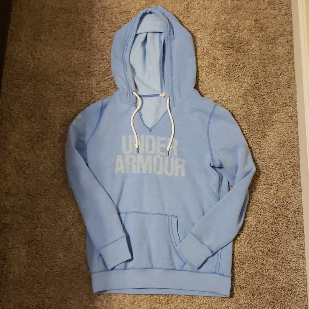 Under armour sweatshirt